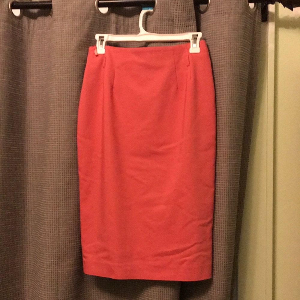 Amanda + Chelsea pink pencil skirt